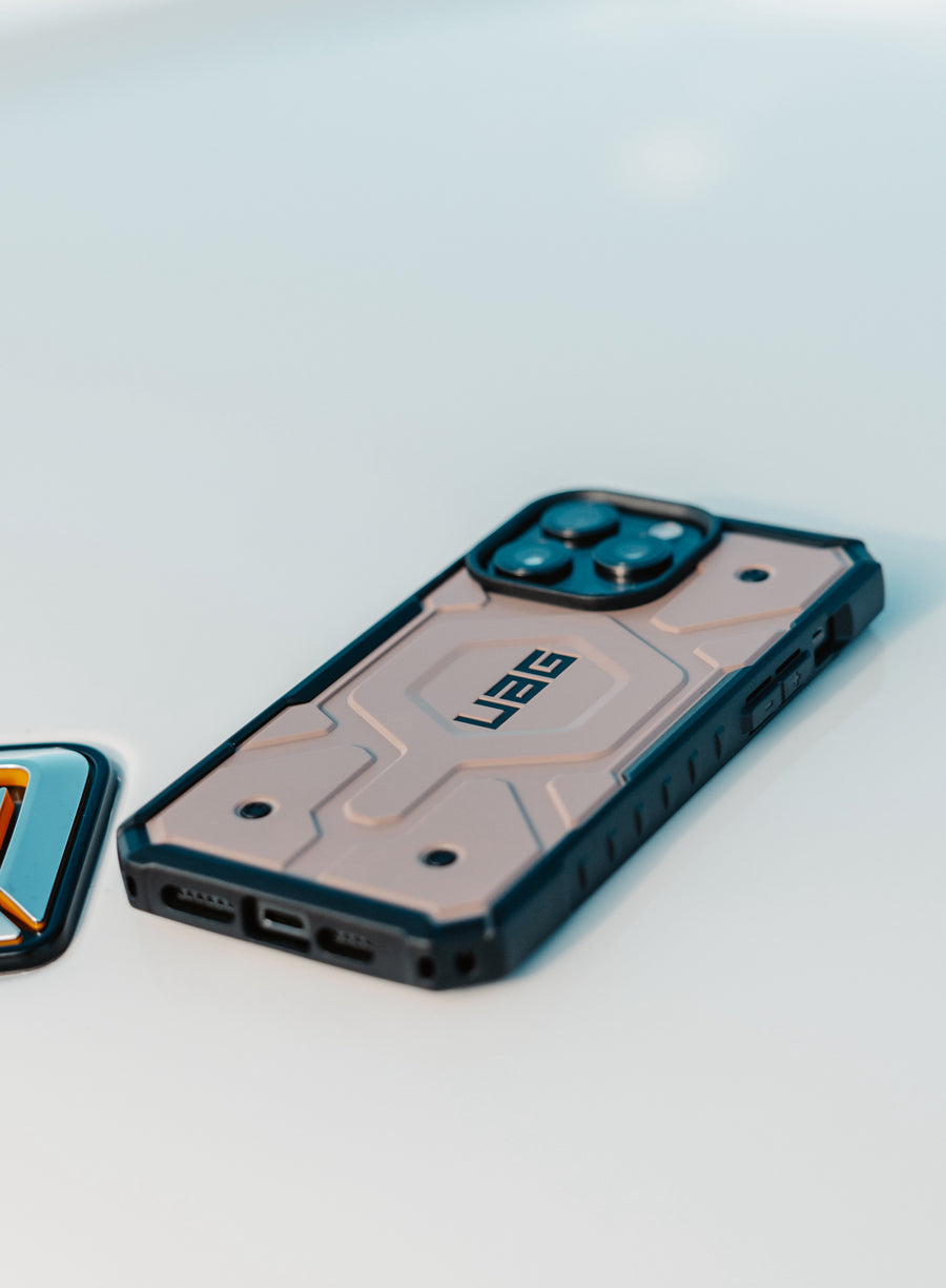 Pathfinder For MagSafe iPhone 15 Pro Case