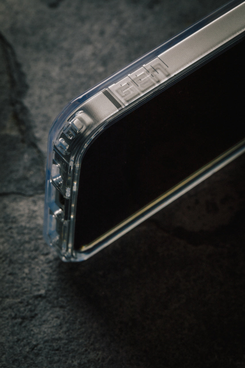 Plyo Pro iPhone 16E Case