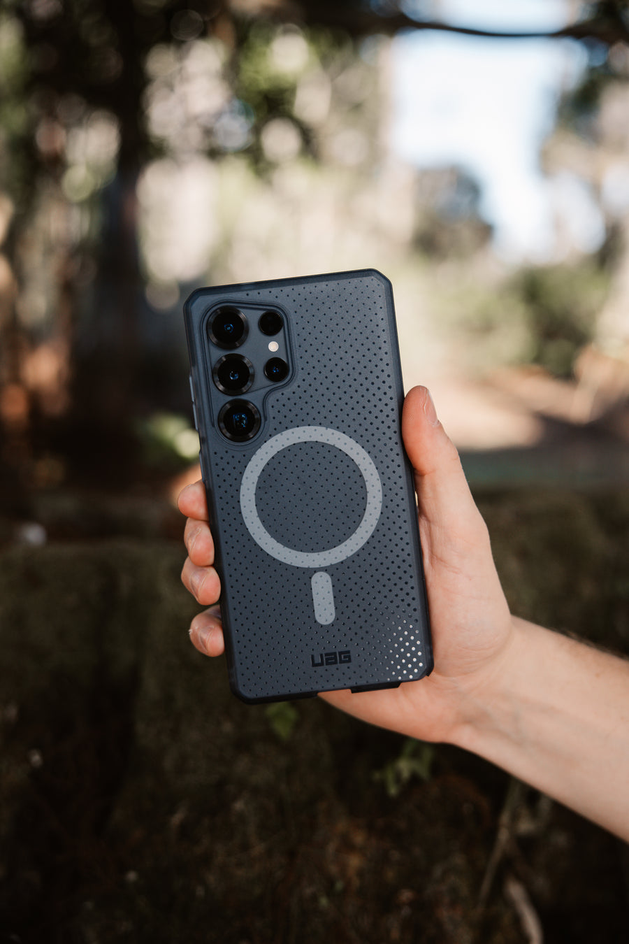 Dot Galaxy S25 Ultra Case