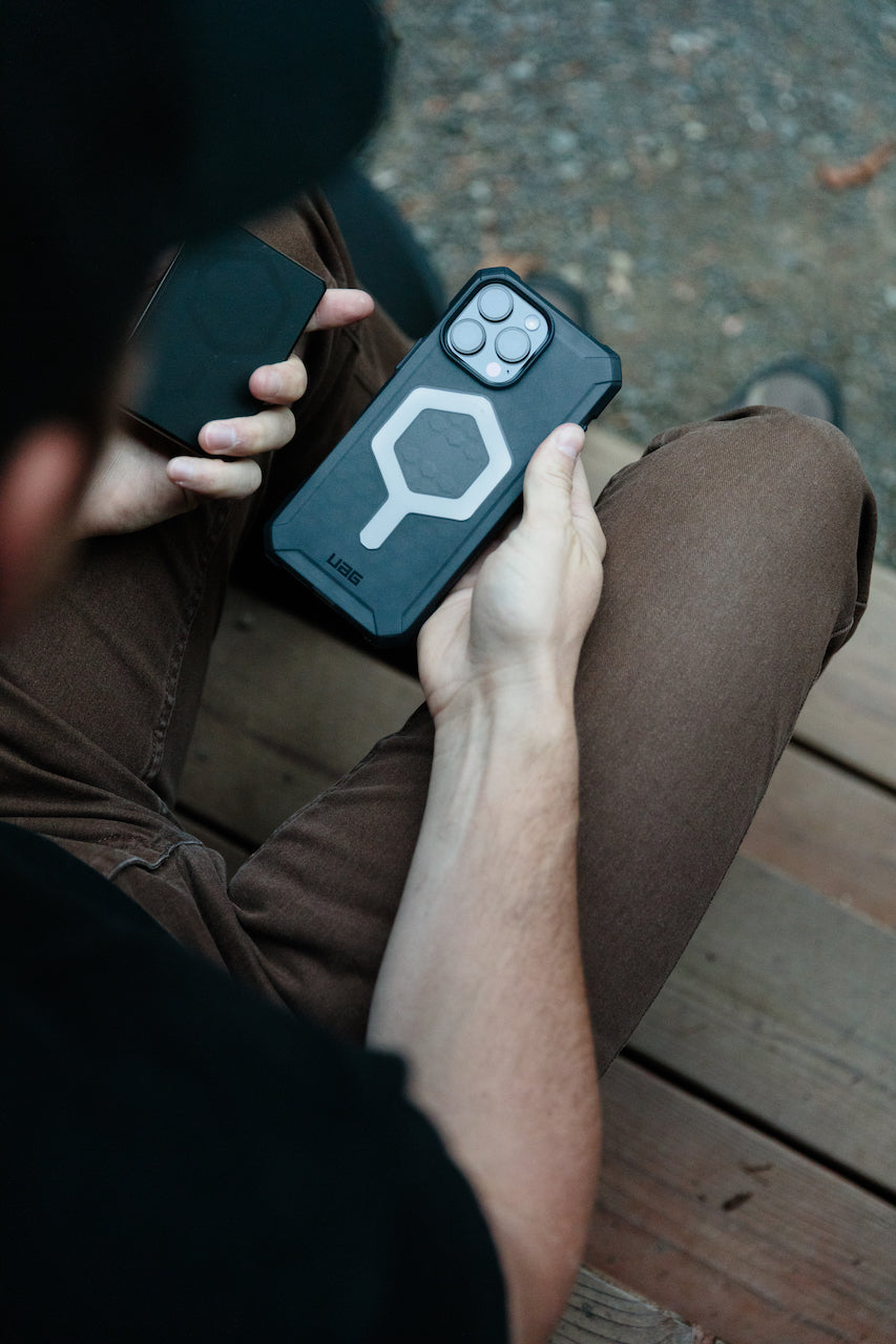 Essential Armor For MagSafe iPhone 16 Pro Case