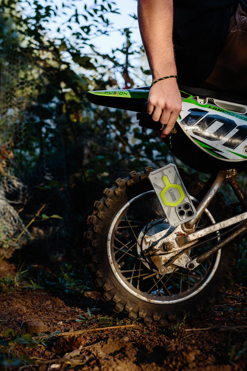 Clear Active Neon Black