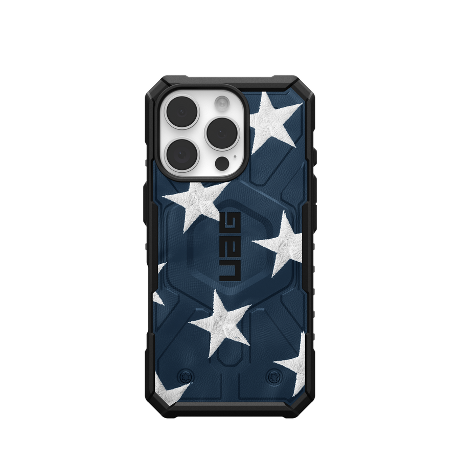 Pathfinder Case With MagSafe For Apple iPhone - Large Stars