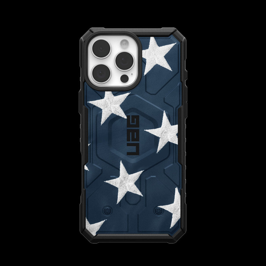 Pathfinder Case With MagSafe For Apple iPhone - Large Stars